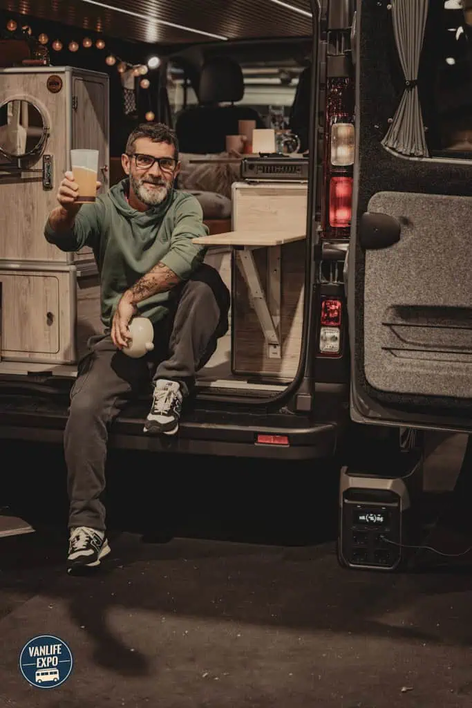 90 aménagement – Vanlife Expo Rennes 2026 – Mégane Prouet_1