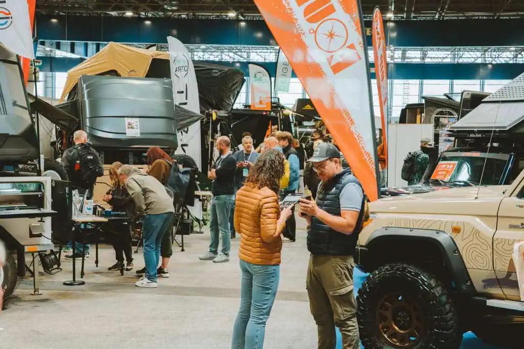 170 Vanlife Expo Grenoble 2026 – Gabriel Gaste – Allée Public Visiteurs