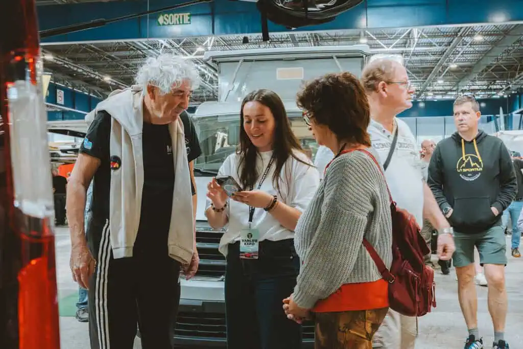 52 Vanlife Expo Grenoble 2026 – Gabriel Gaste – Visiteurs