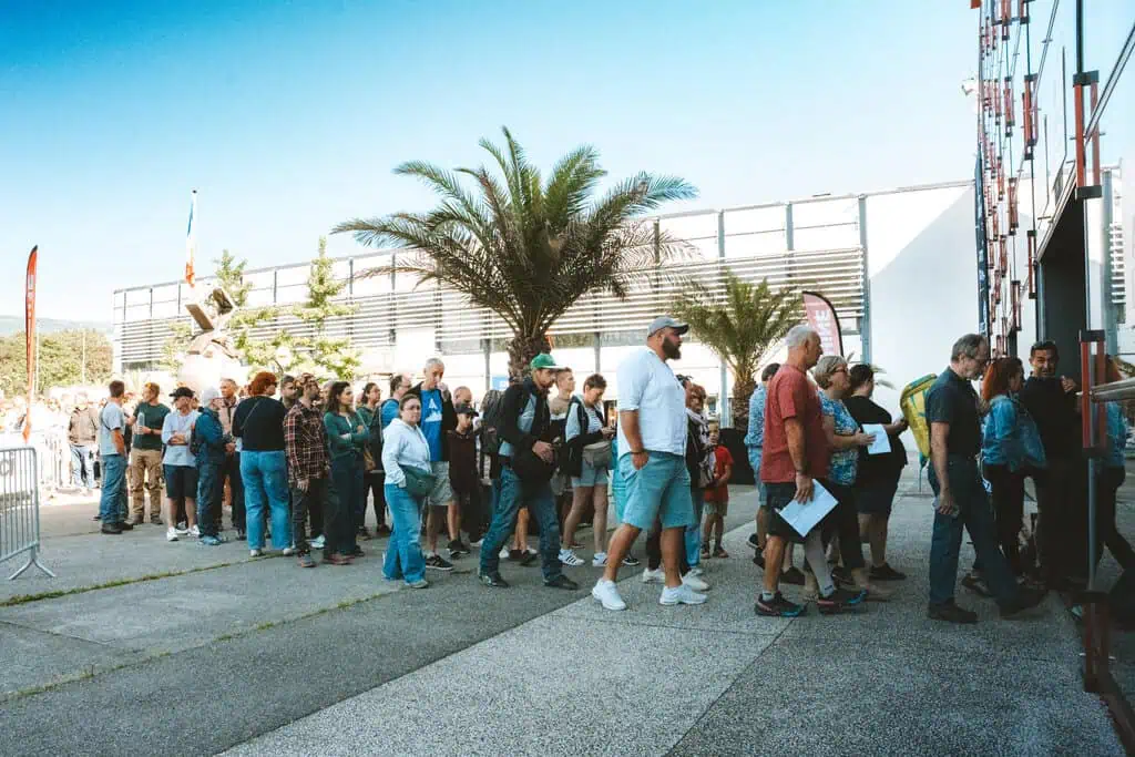 7 Vanlife Expo Grenoble 2026 – Gabriel Gaste – Arrivée public